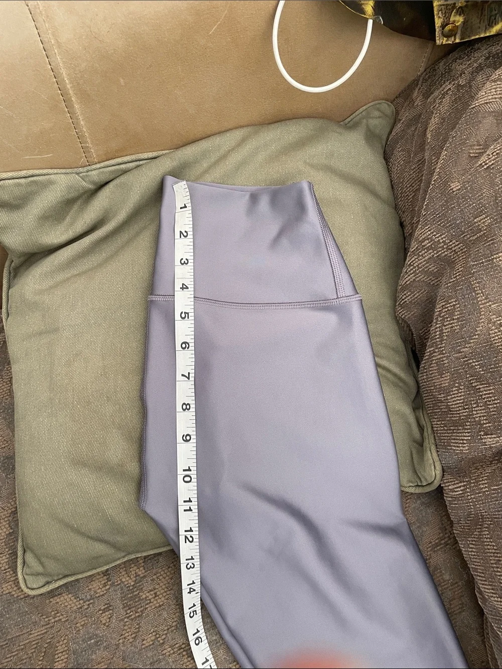 ALO Yoga High-Rise Lavender Gray Sculpt Leggings. Flash $42